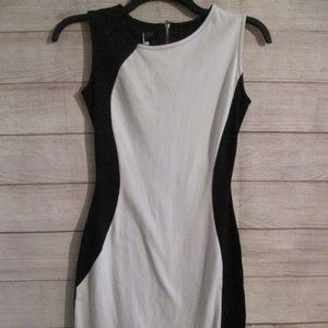 Amika Fashion Size Small Dress Womens Bodycon Black White Zip Up New With Tags